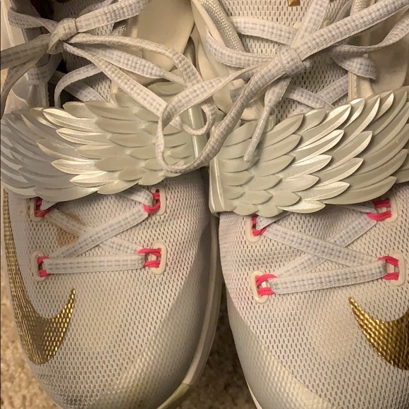 NIKE KD AUNT PEARLS - Picture 4 of 4